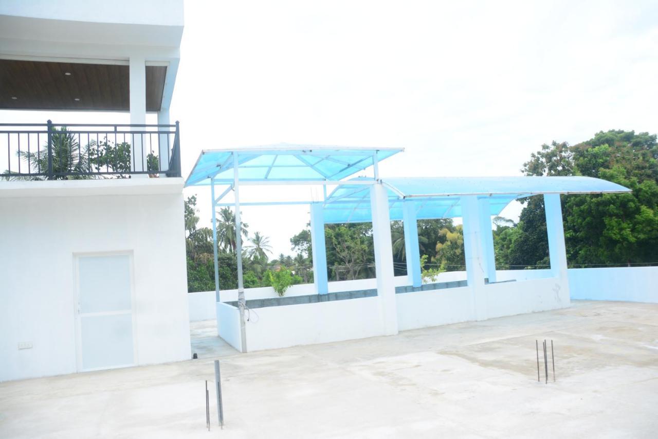 Concey Transit Hotel Airport view Katunayaka Exterior foto