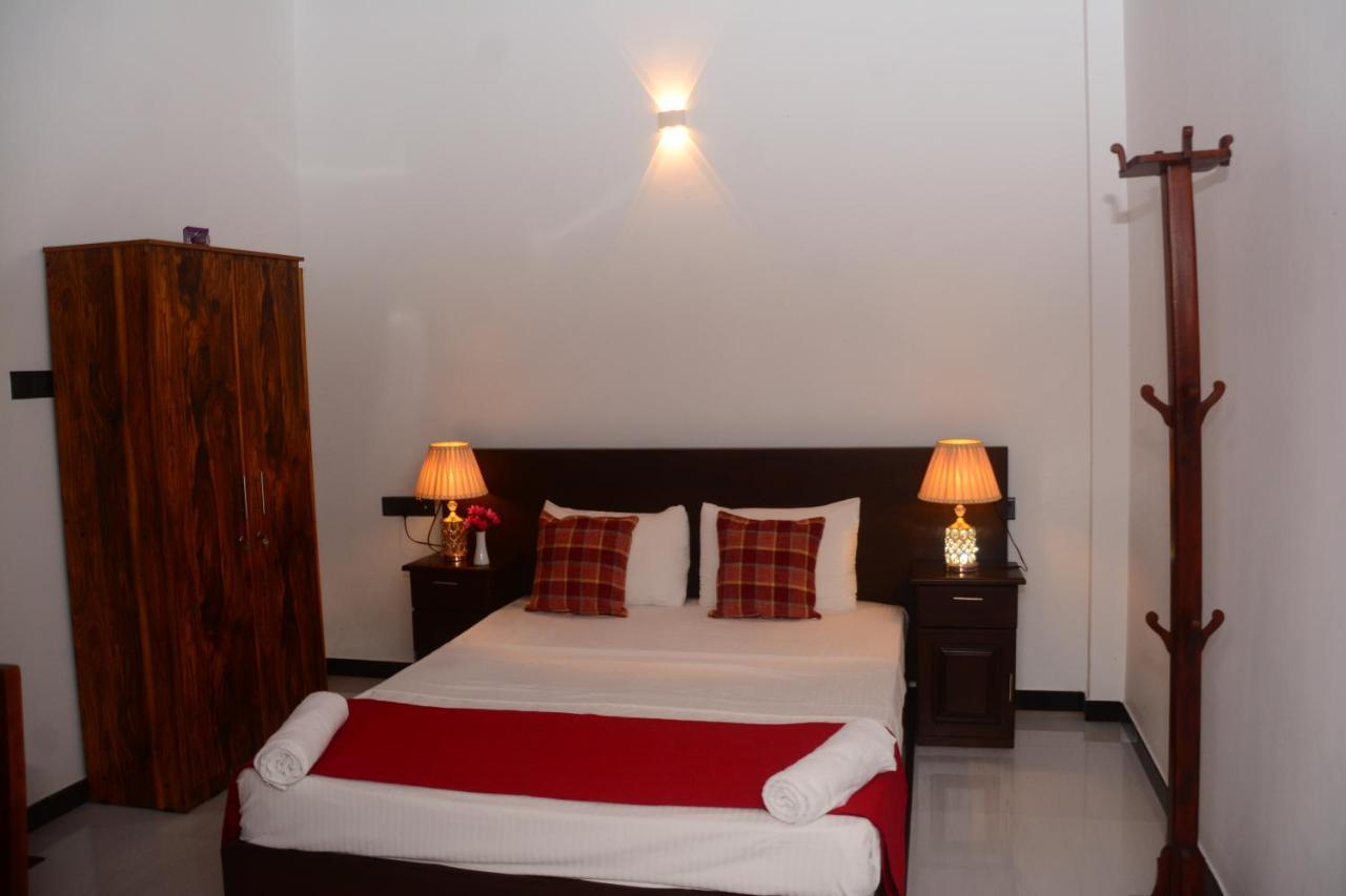 Concey Transit Hotel Airport view Katunayaka Exterior foto